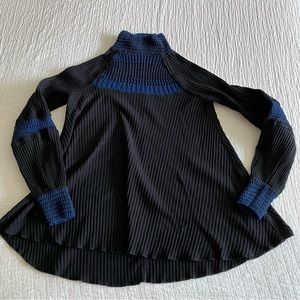 EUC Free People black/blue flyaway long sleeve top w/blue open weave